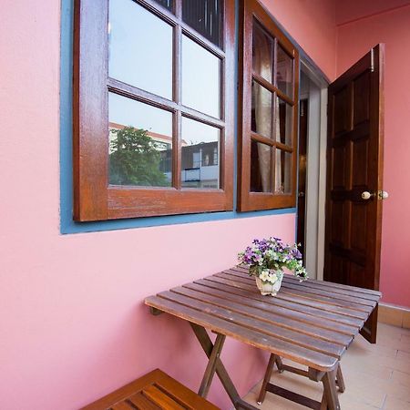 A Pousada T Smy House Banguecoque Exterior foto