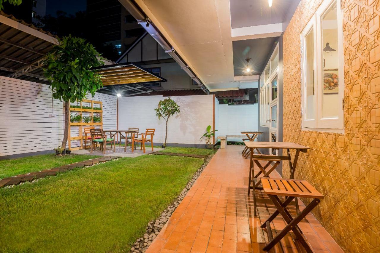 A Pousada T Smy House Banguecoque Exterior foto
